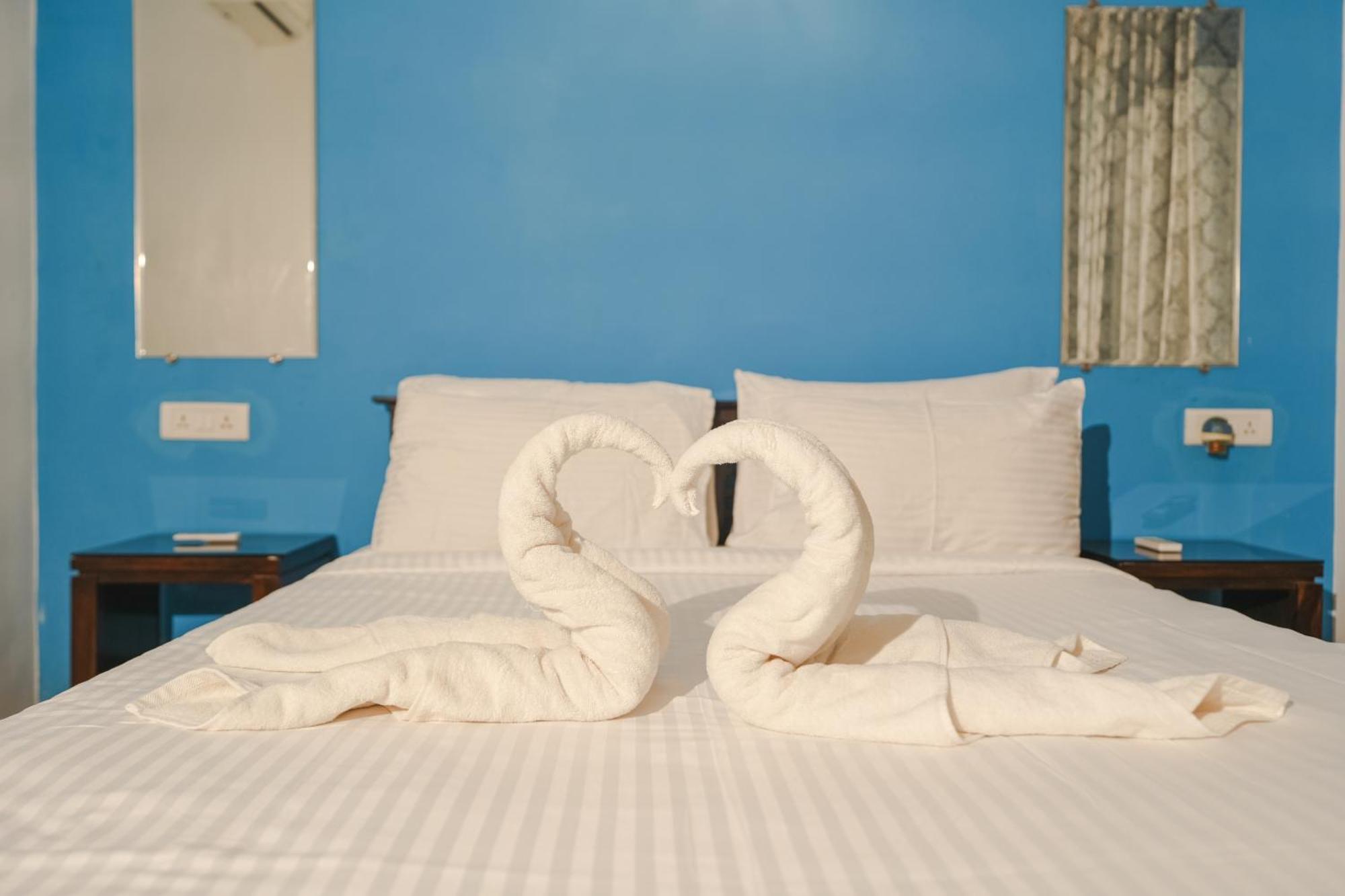 Villa M - Jia 3- 3Bhk In Candolim, Pool Facing, Near Beach, Breakfast Included المظهر الخارجي الصورة