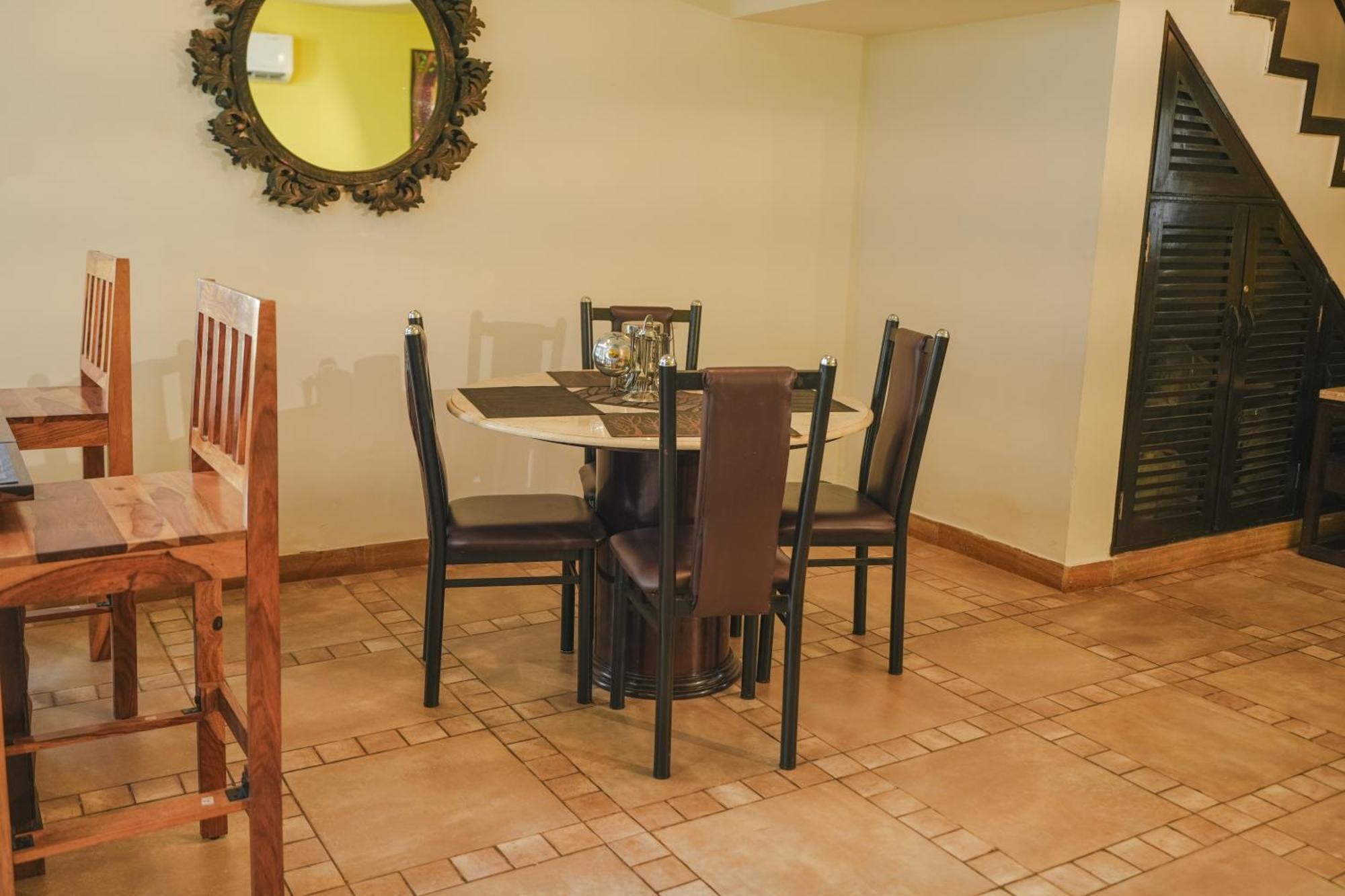 Villa M - Jia 3- 3Bhk In Candolim, Pool Facing, Near Beach, Breakfast Included المظهر الخارجي الصورة